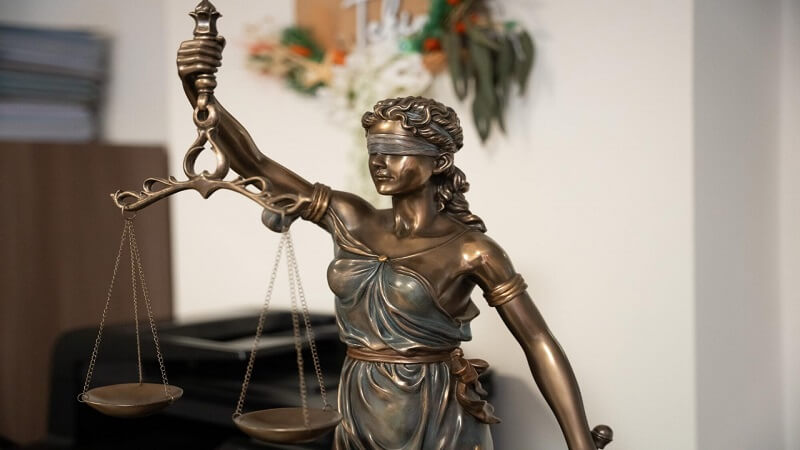 What to Know About Legal Assistance After a Car Crash