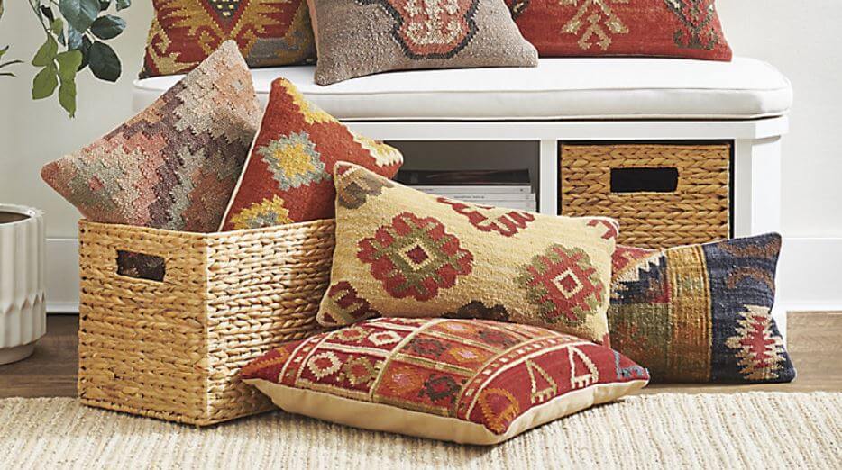 How to Style Your Home with Kilim Pillows?