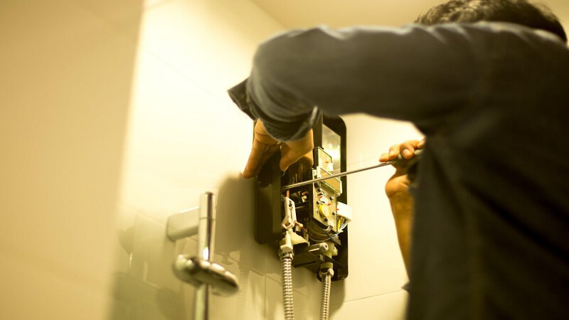 Benefits of Switching to a Tankless Water Heater at Home