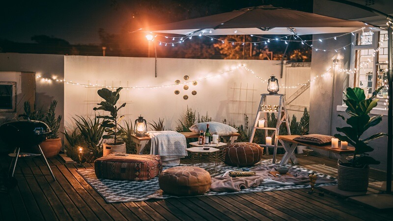 Covered Patios vs. Pergolas: Which Outdoor Living Space Fits You?