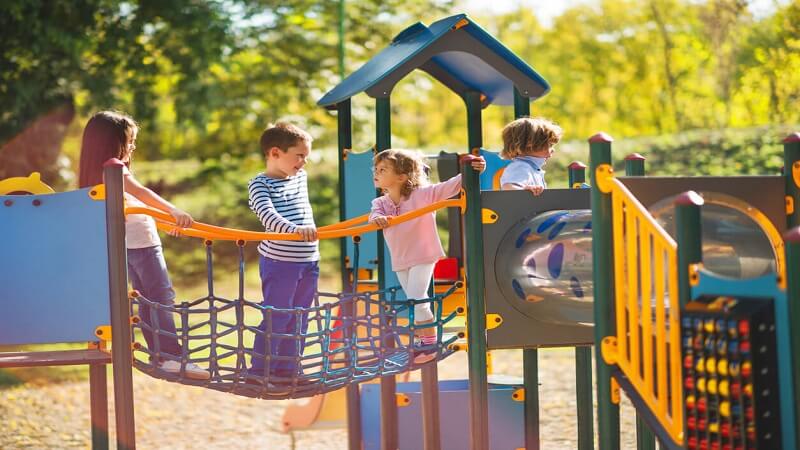 Creating Safe Play Areas for Kids After Dark