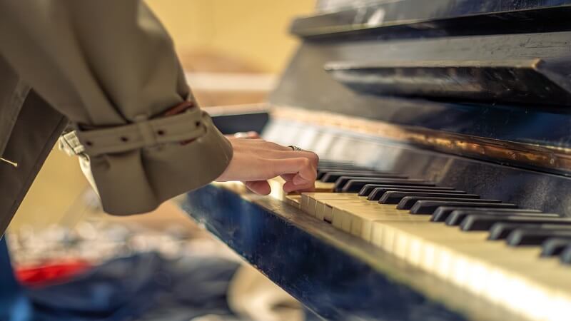 Safe Ways to Remove and Recycle Old Pianos