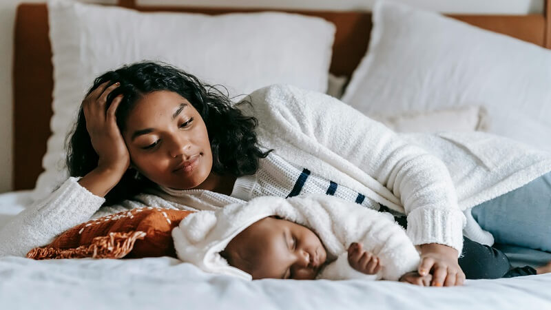 Sleep-Deprived Moms: How Lack of Rest Affects Your Body and Mind