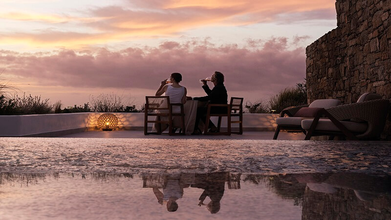 Honeymoon Hopping: How to Experience the Best of Mykonos in One Trip