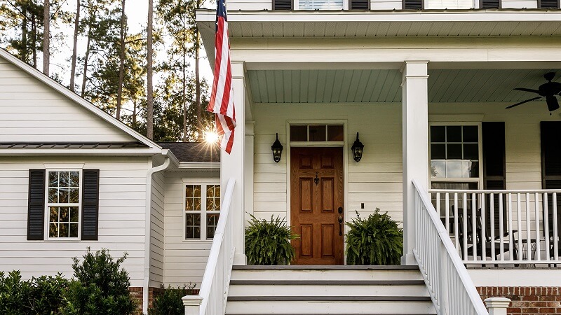 Why Front Porches Are Quietly Making a Comeback in Modern Neighborhoods