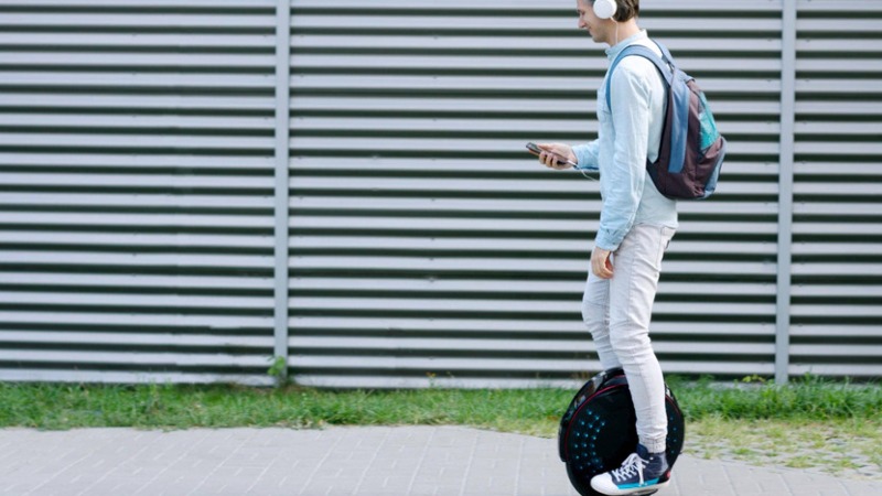Are Electric Unicycles Actually Practical for Canadian Commuters?
