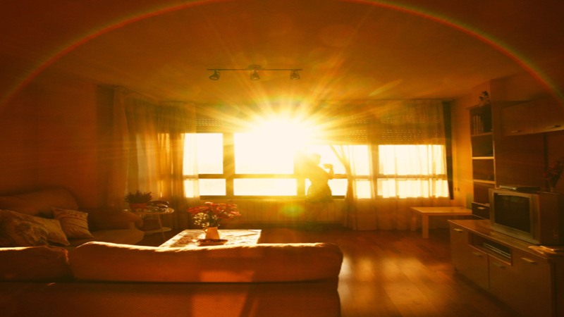 Why Summer Haze Makes Some Homes Feel Darker Indoors