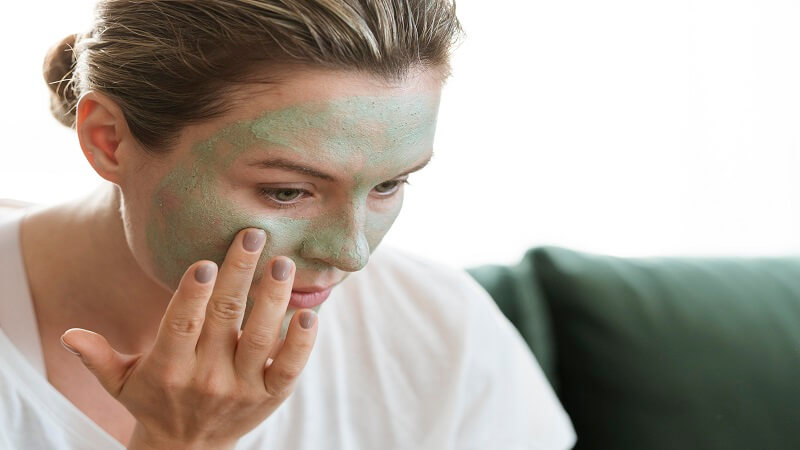 Benefits of Using a Clay Mask for Oily Acne Prone Skin